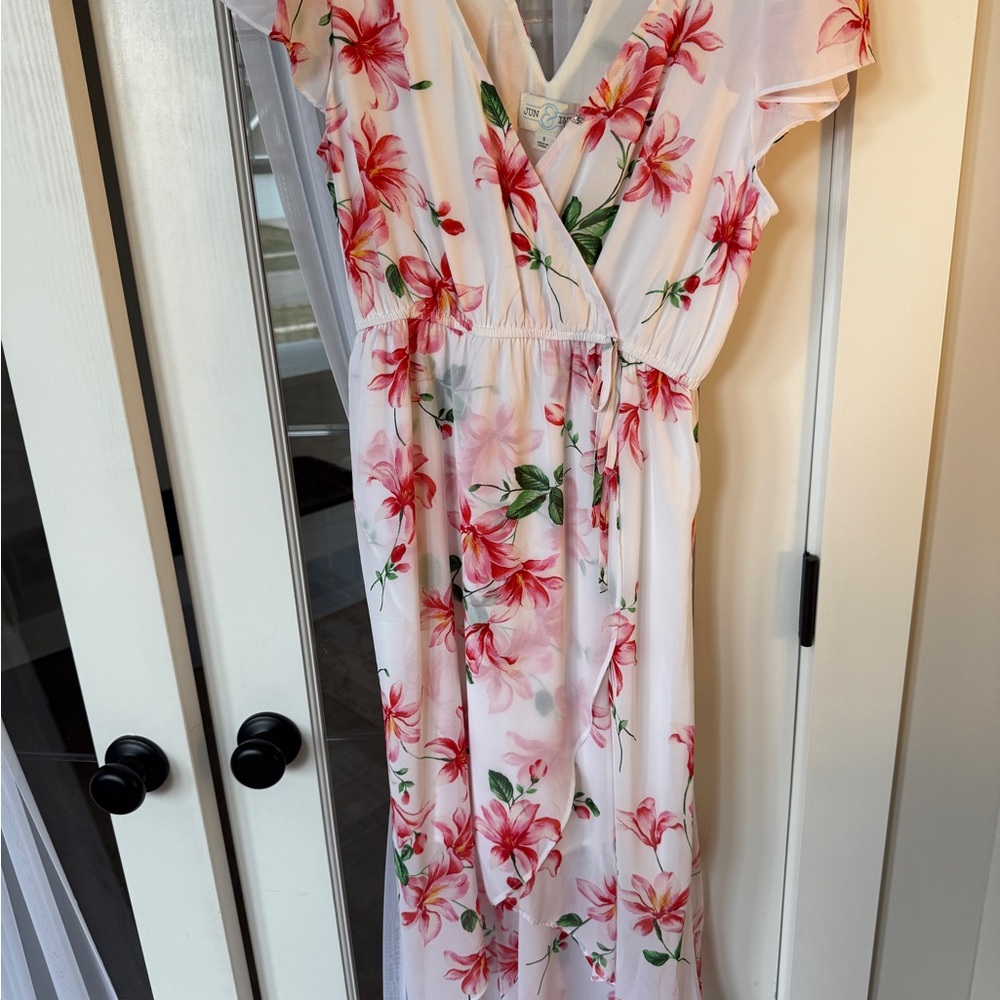Francesca's Collections White and Pink Floral High Low Dress